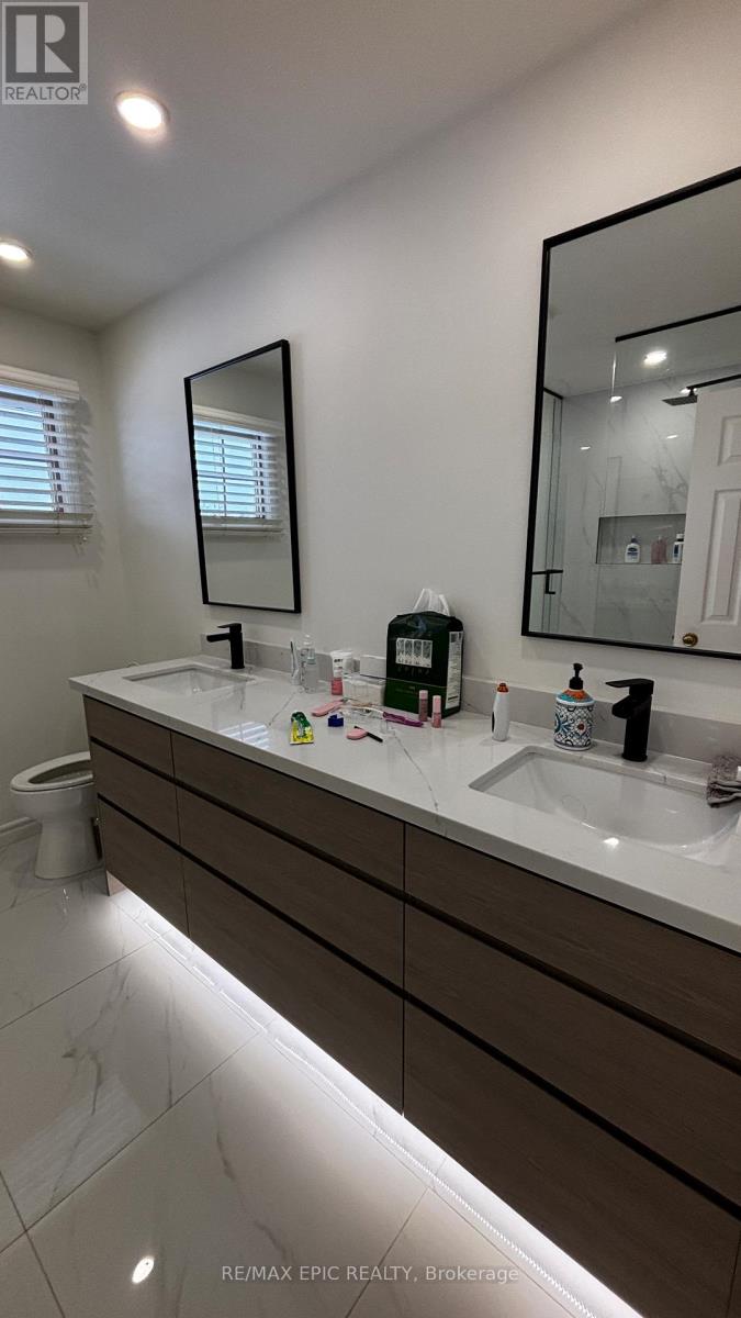 Main - 24 Cairns Drive, Markham, Ontario  L3P 5K1 - Photo 3 - N12531534