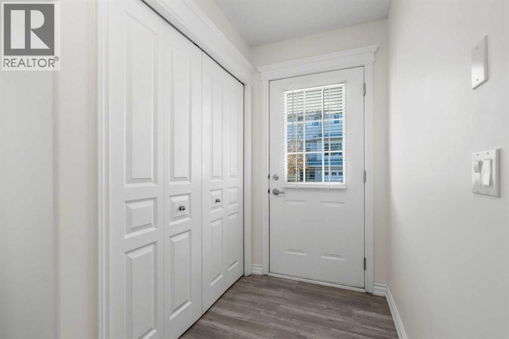 84 Crystal Shores Cove, Okotoks, Alberta  T1S 2B4 - Photo 8 - A2268390