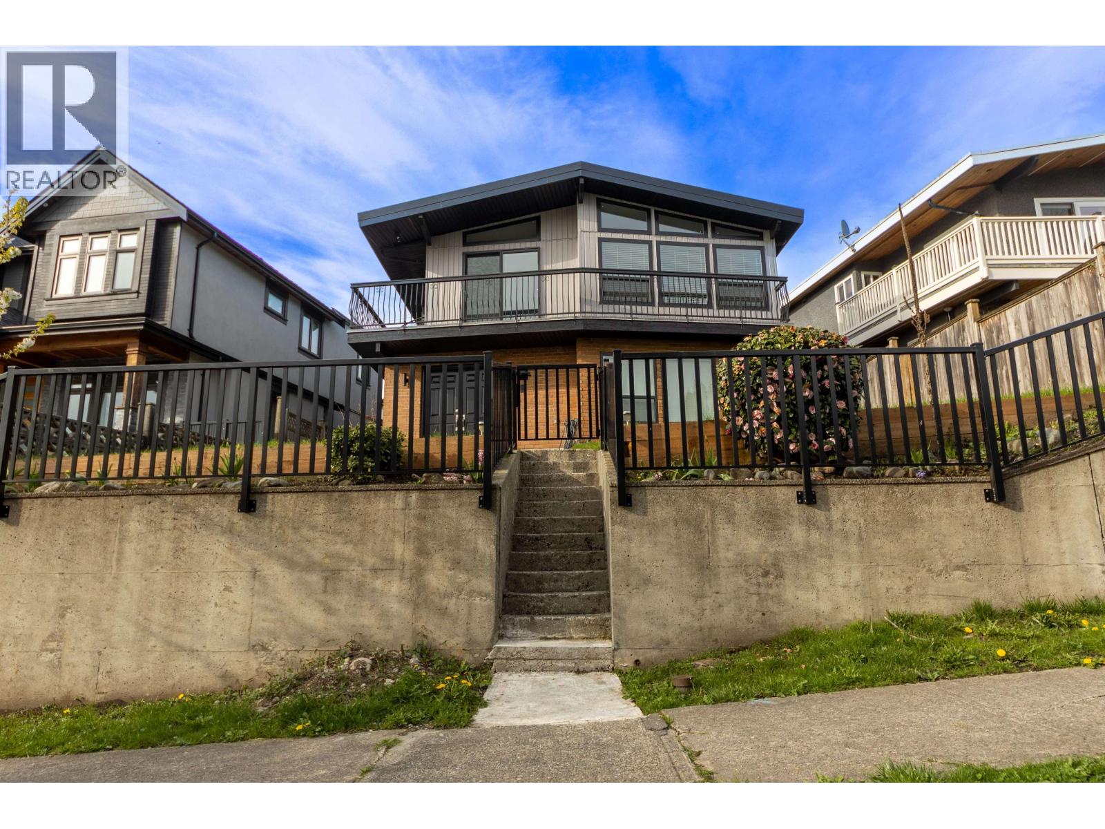 2131 Fraserview Drive, Vancouver, British Columbia  V5P 2N2 - Photo 5 - R3066441