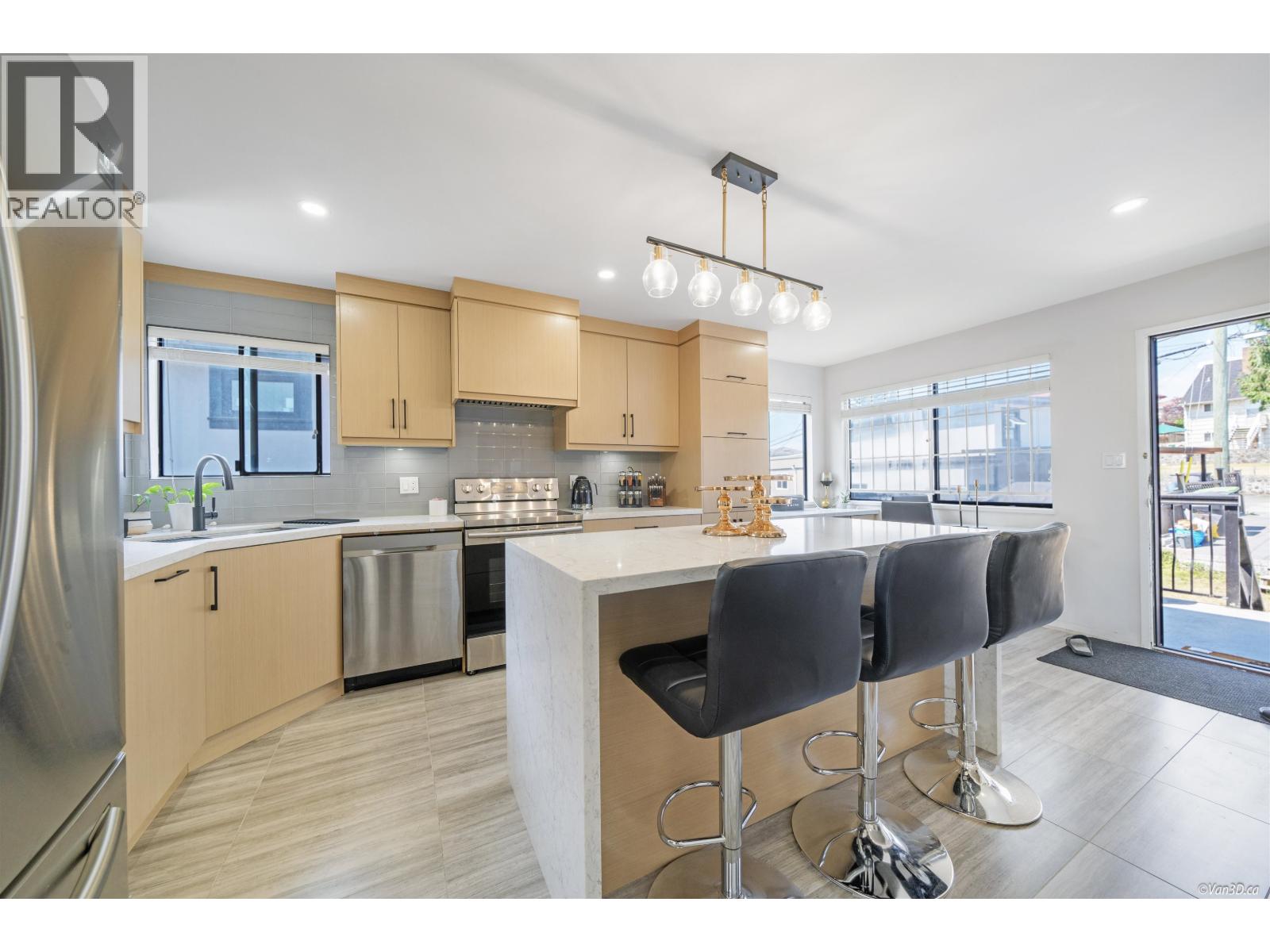 2131 Fraserview Drive, Vancouver, British Columbia  V5P 2N2 - Photo 6 - R3066441