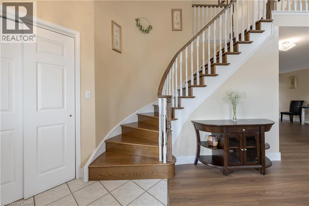 263 Hepburn Crescent, Hamilton, Ontario  L9C 7T3 - Photo 5 - 40787330