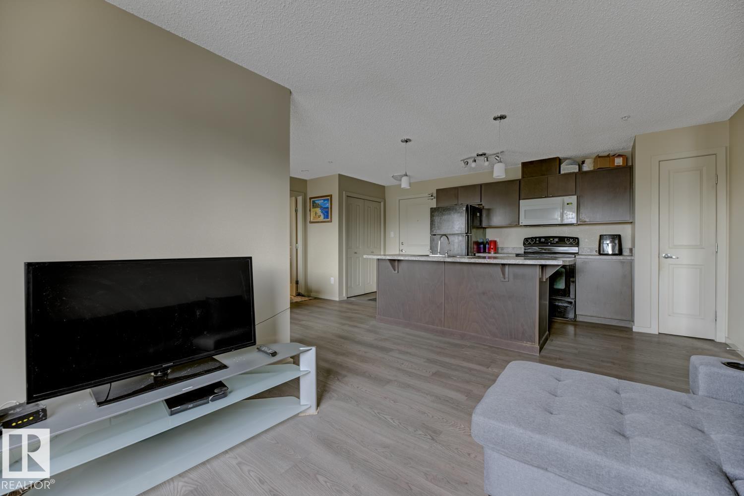 1196 Hyndman Rd Nw, Edmonton, Alberta  T5A 0P8 - Photo 13 - E4465362