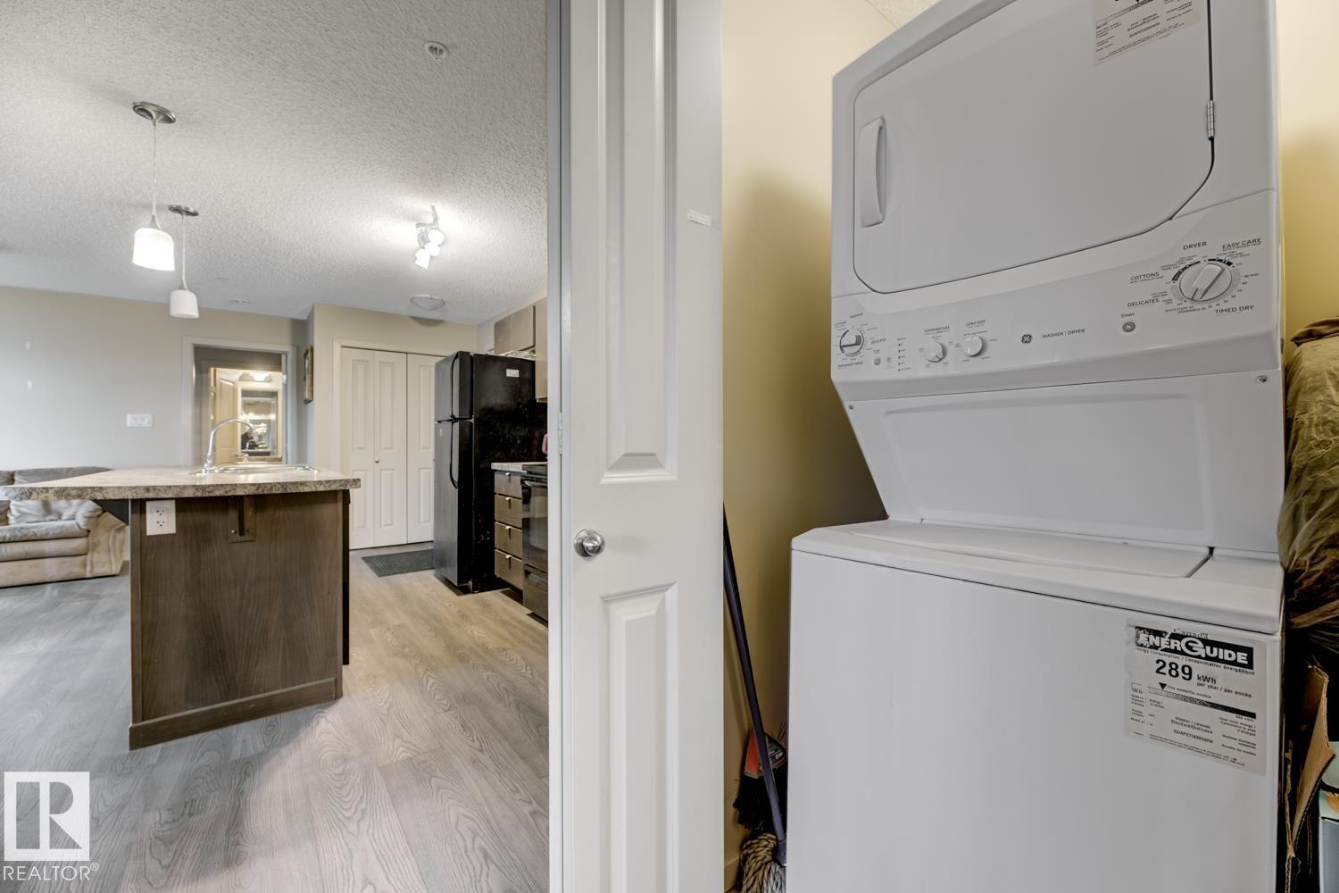 1196 Hyndman Rd Nw, Edmonton, Alberta  T5A 0P8 - Photo 15 - E4465362