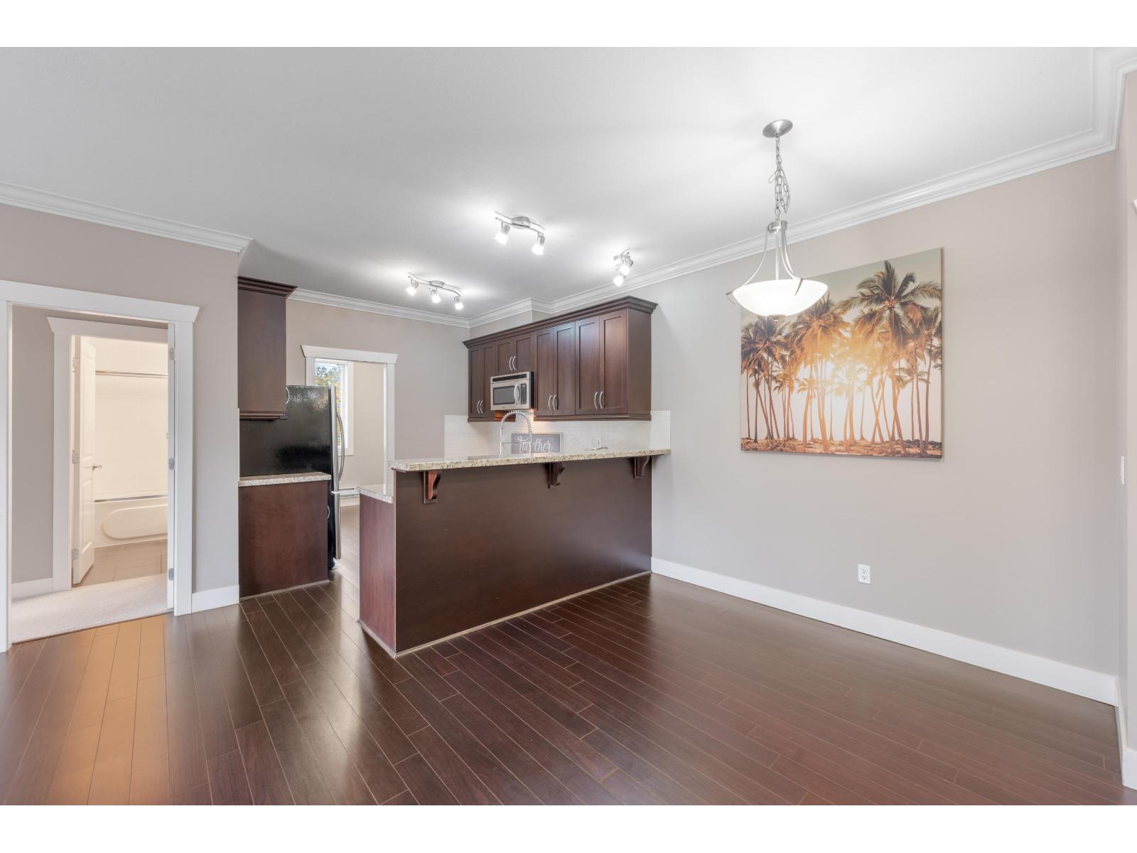 210 15368 17a Avenue, Surrey, British Columbia  V4A 1V3 - Photo 13 - R3066481