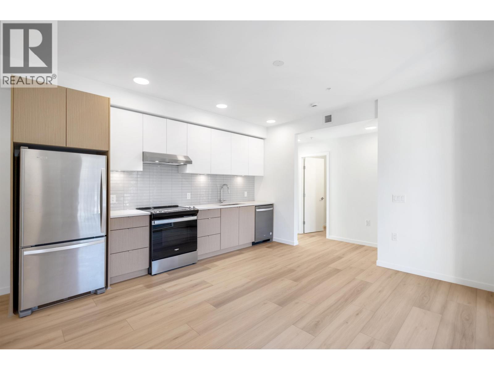 400 37994 SECOND AVENUE, Squamish, British Columbia