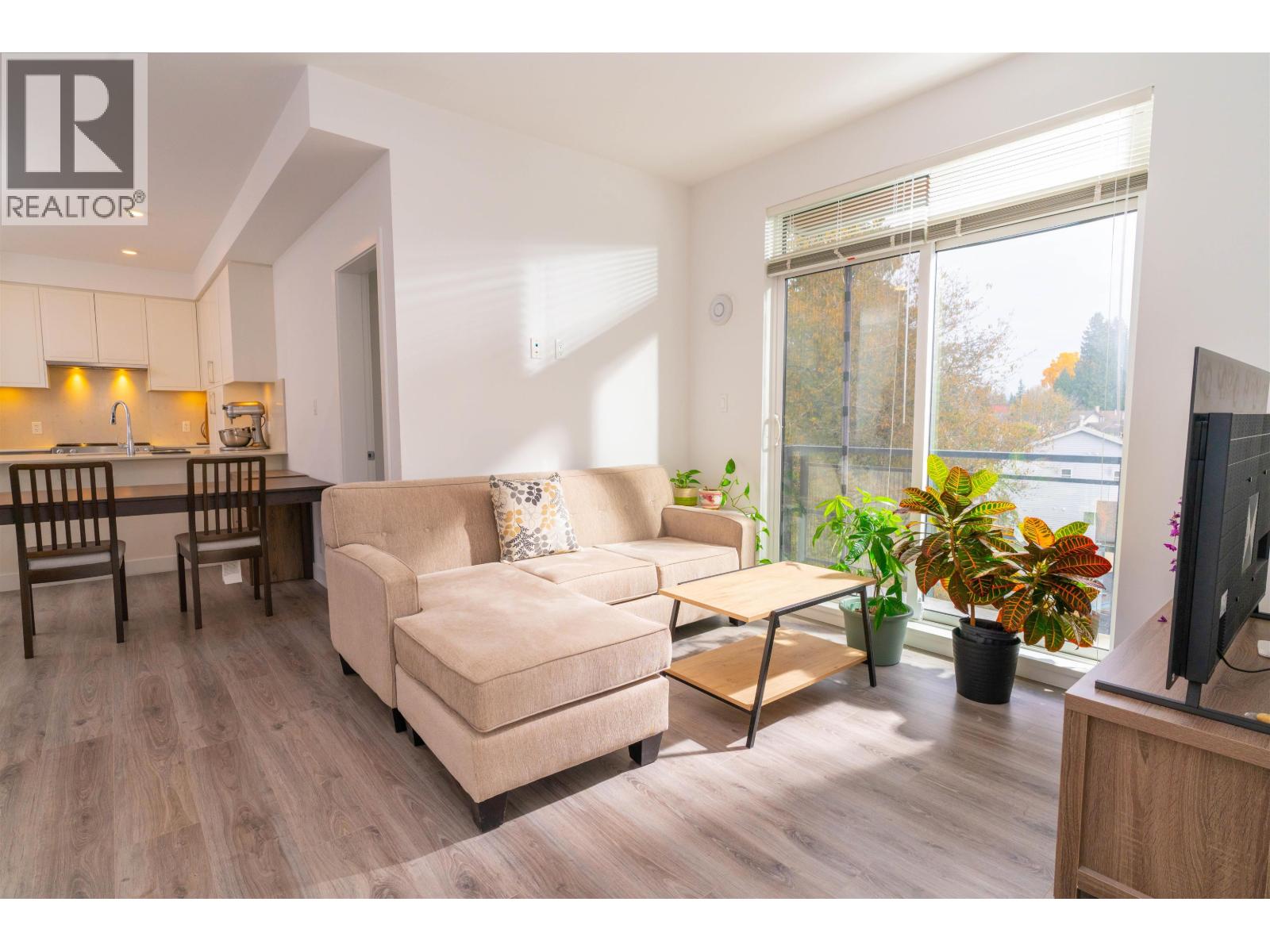 505 700 Clarke Road, Coquitlam, British Columbia  V3J 0K5 - Photo 2 - R3065209