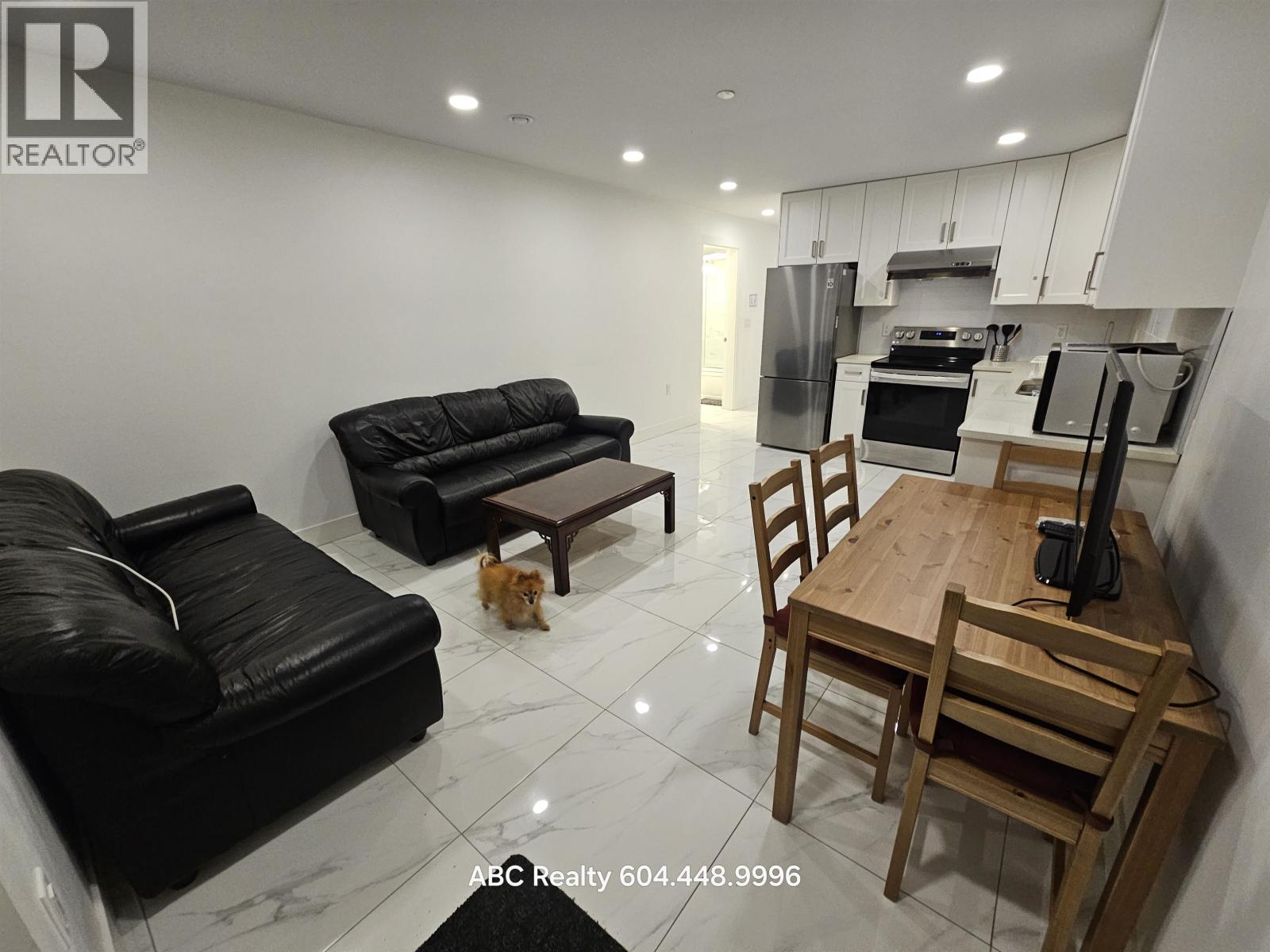 Lower 1xx W 43 Avenue, Vancouver, British Columbia  V5Y 2T7 - Photo 3 - R3063871