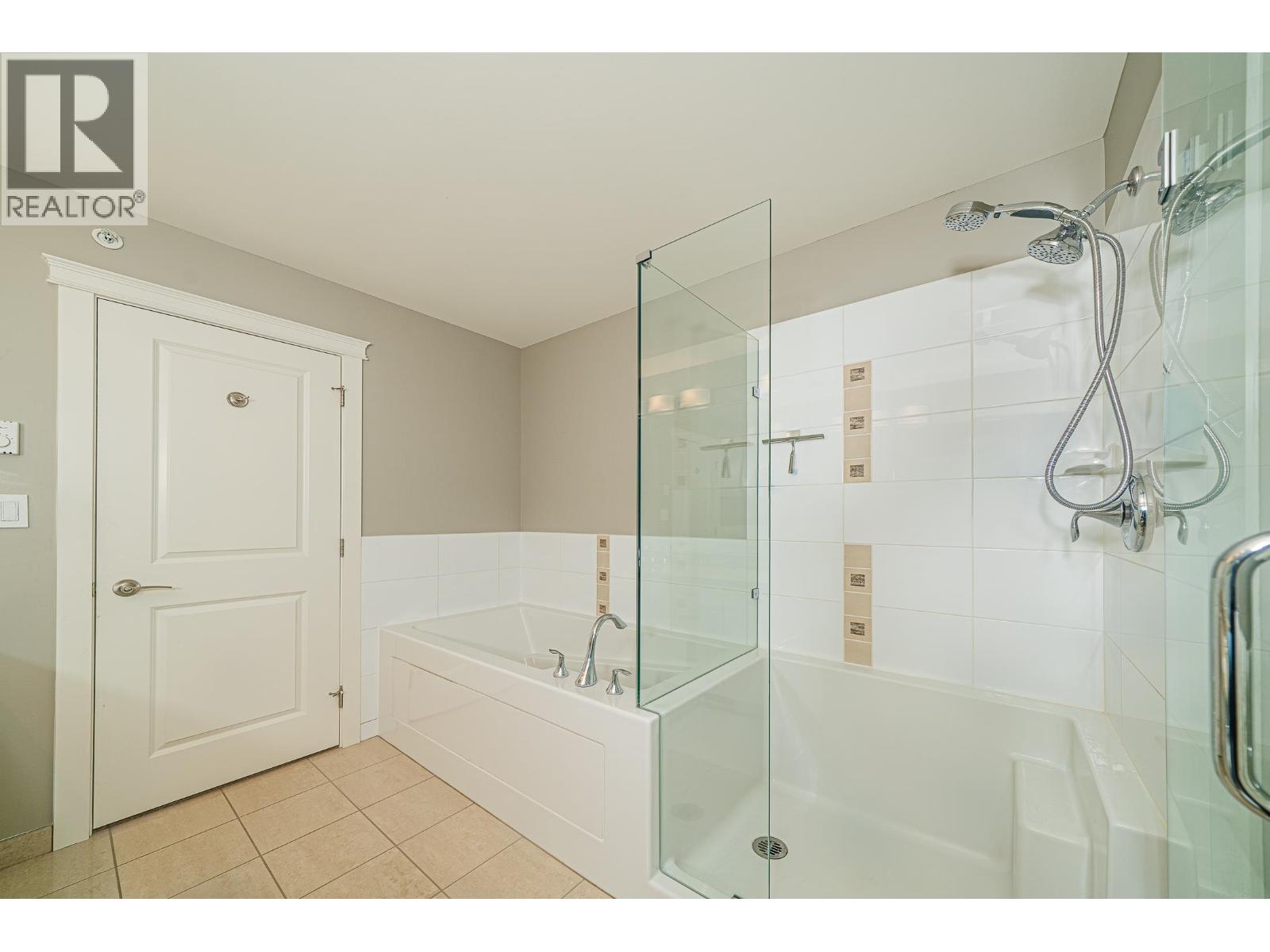 1004 1415 Parkway Boulevard, Coquitlam, British Columbia  V3E 0C7 - Photo 12 - R3066403