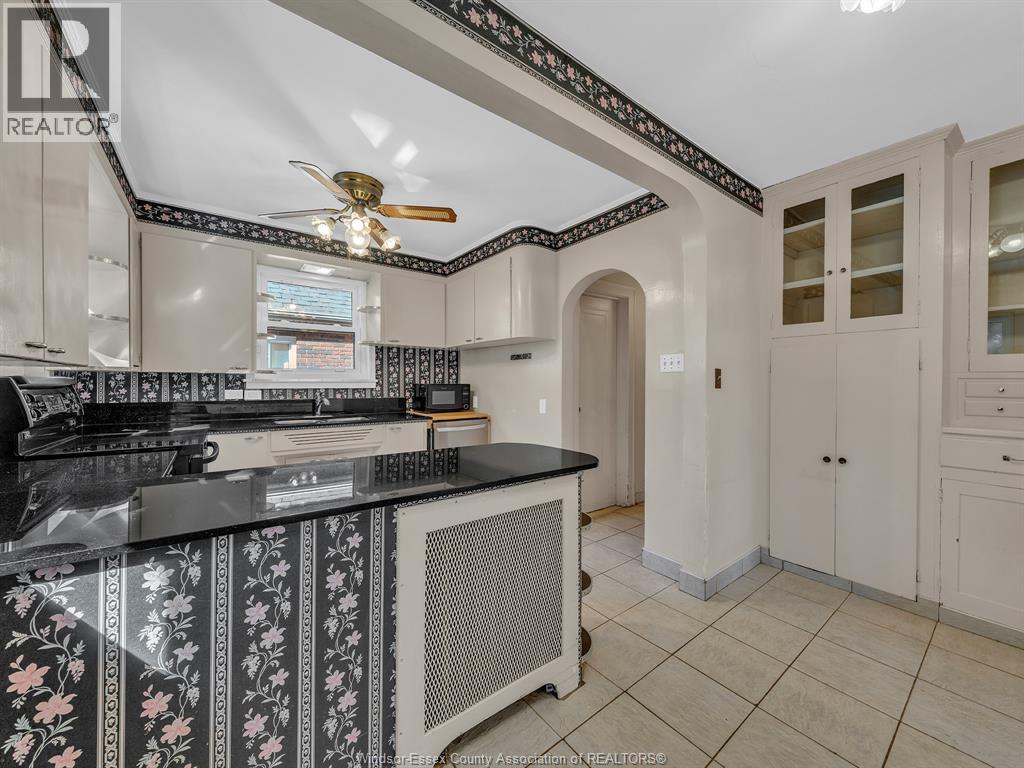 2239 Victoria Ave, Windsor, Ontario  N8X 1R2 - Photo 22 - 25028523