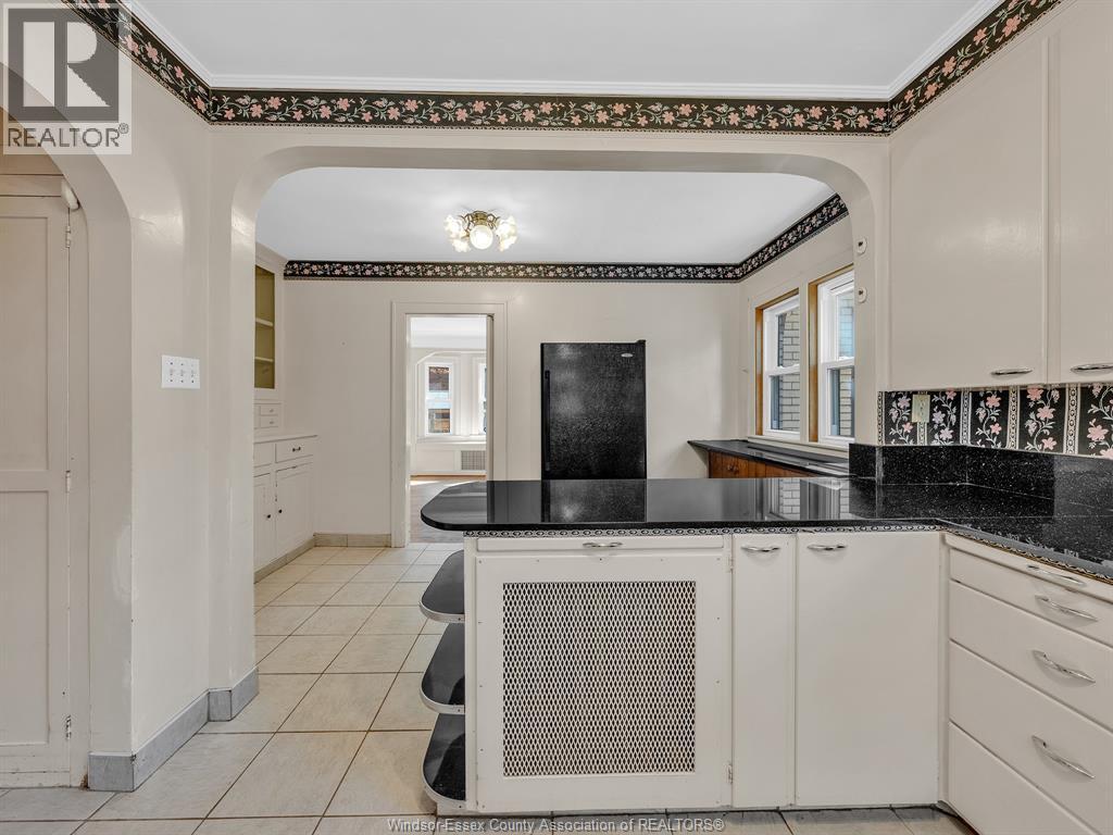 2239 Victoria Ave, Windsor, Ontario  N8X 1R2 - Photo 24 - 25028523