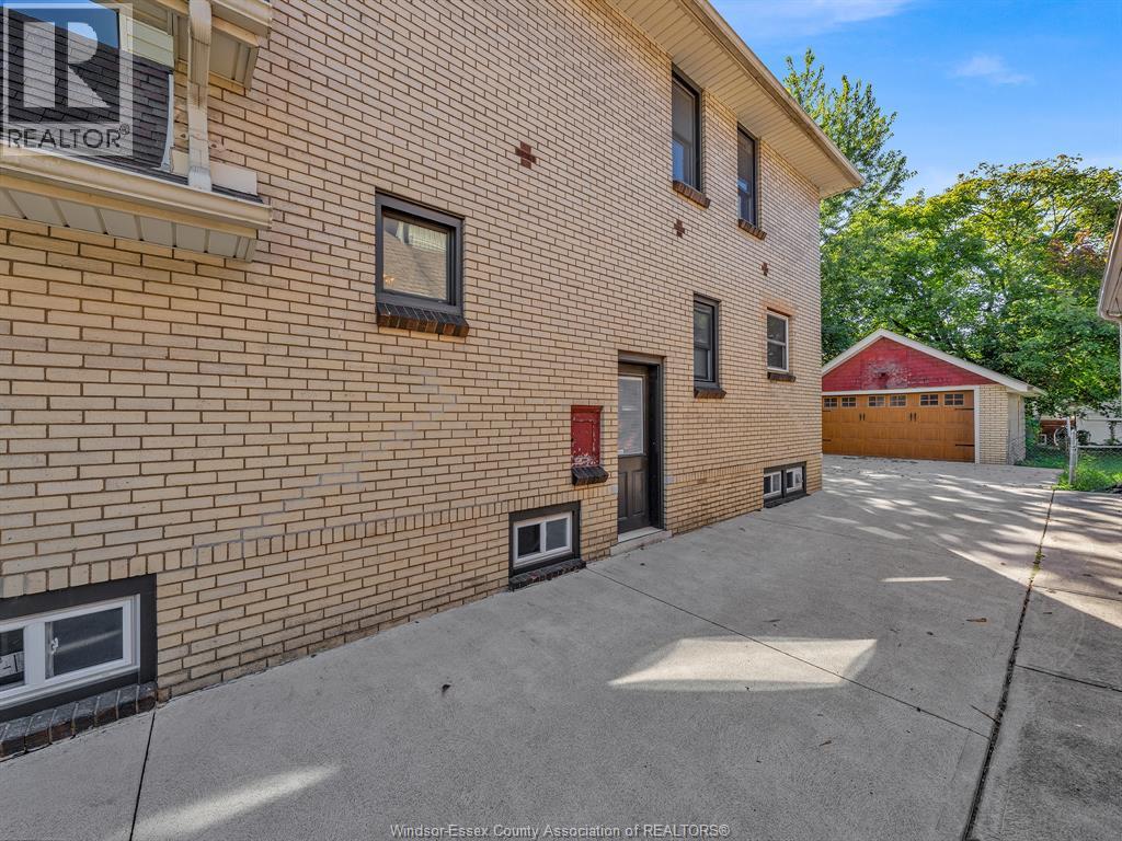 2239 Victoria Ave, Windsor, Ontario  N8X 1R2 - Photo 41 - 25028523