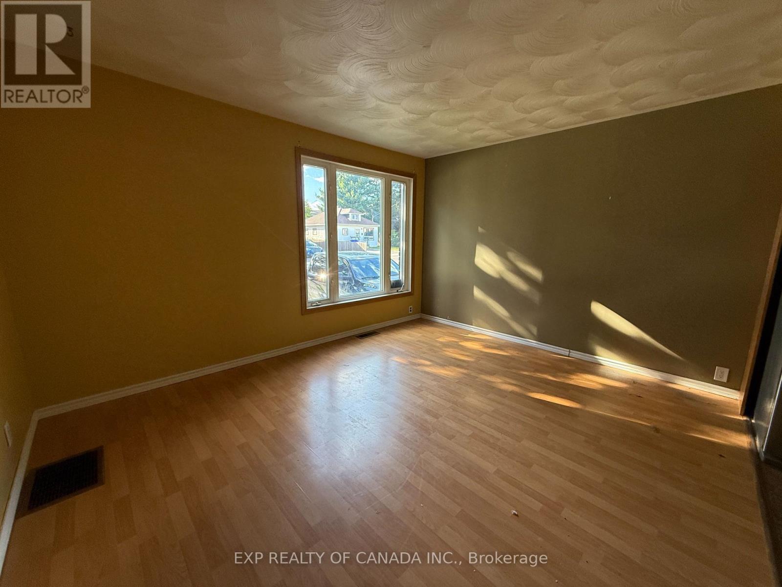 576 Spruce Street S, Timmins, Ontario  P4N 2N9 - Photo 8 - T12391398