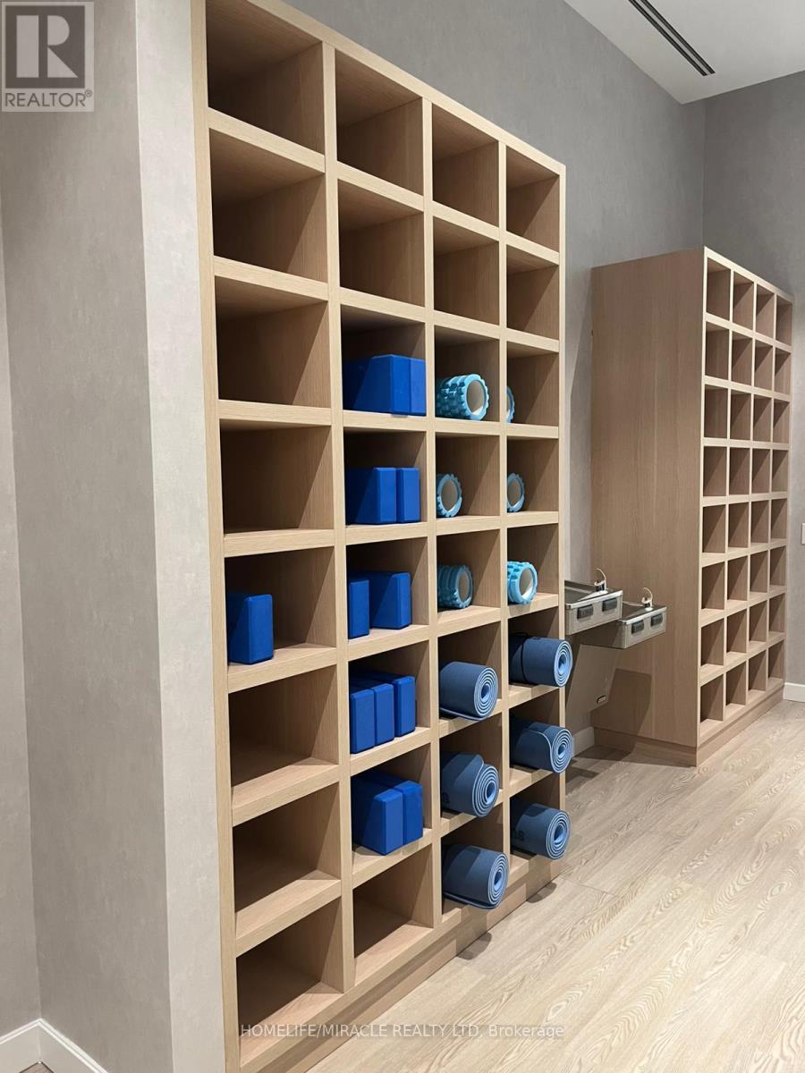 1813 - 3009 Novar Road, Mississauga, Ontario  L5B 0P9 - Photo 14 - W12531218