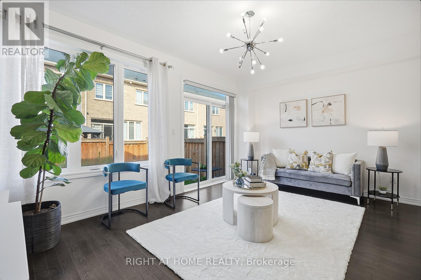 16 Angelfish Road, Brampton, Ontario  L7A 5C5 - Photo 15 - W12472340