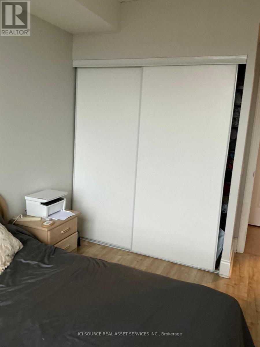 2320 - 5233 Dundas Street W, Toronto, Ontario  M9B 6M1 - Photo 17 - W12458828