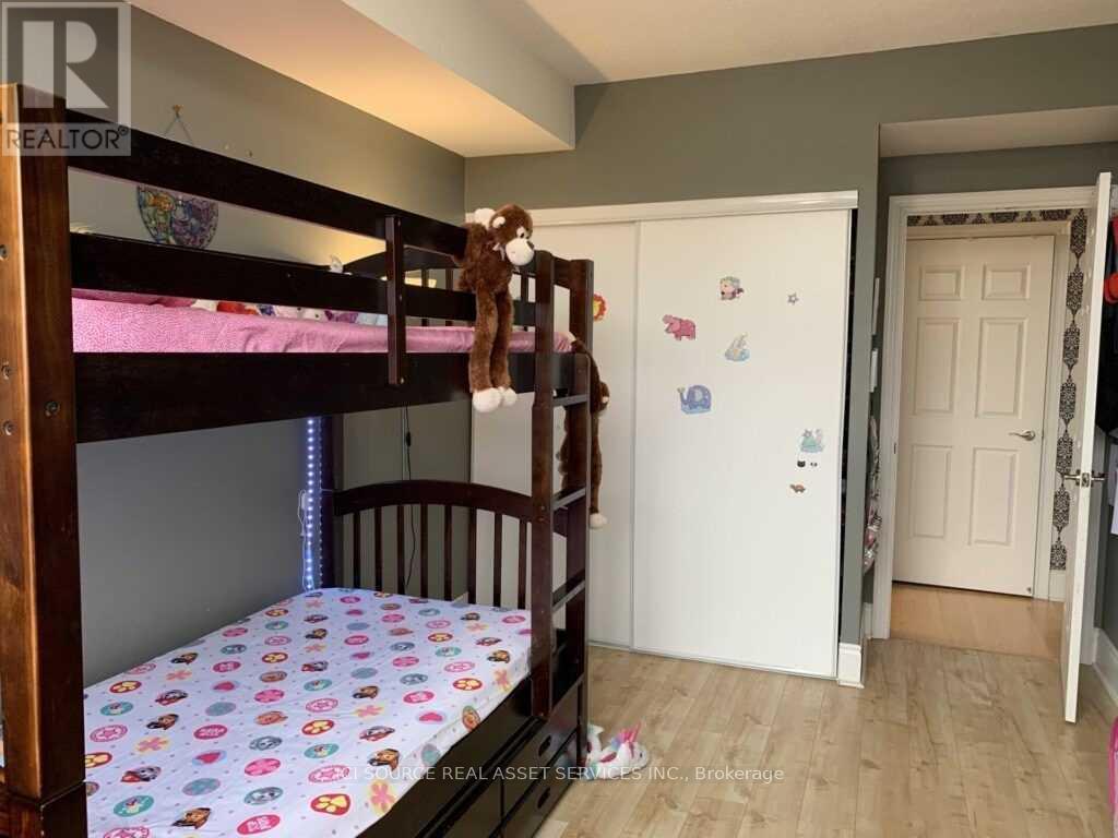 2320 - 5233 Dundas Street W, Toronto, Ontario  M9B 6M1 - Photo 12 - W12458828