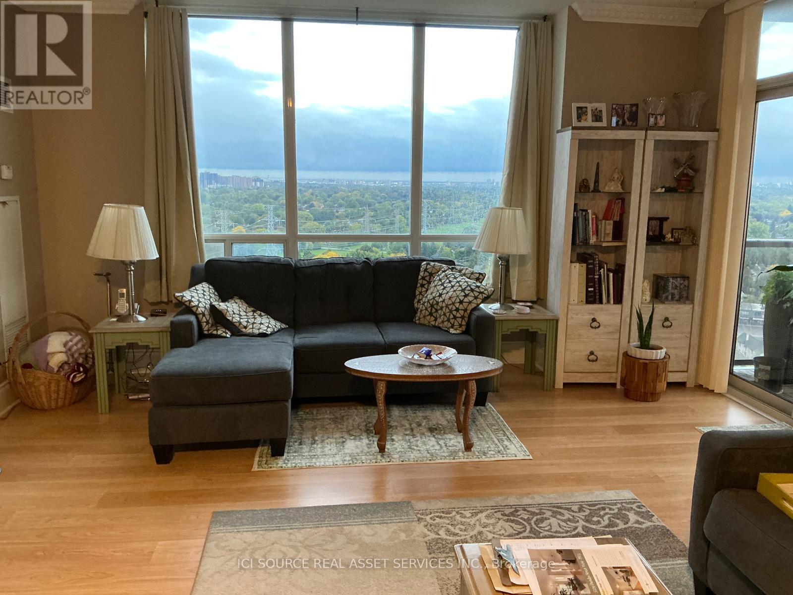 2320 - 5233 Dundas Street W, Toronto, Ontario  M9B 6M1 - Photo 2 - W12458828