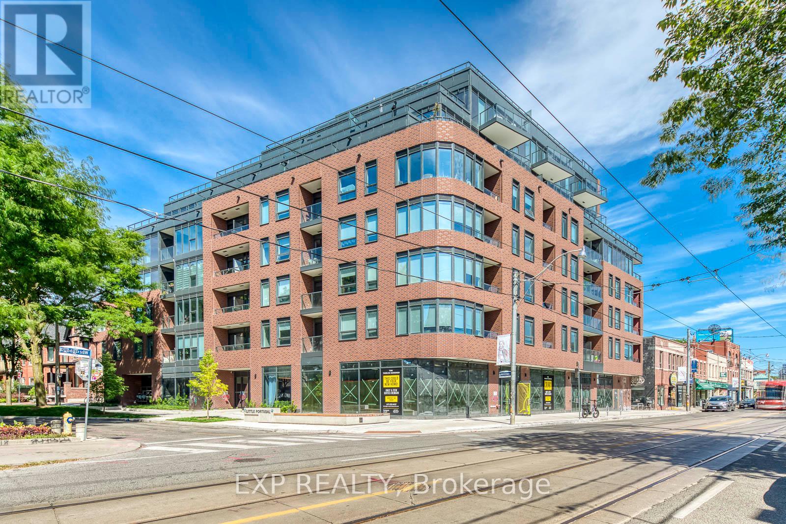415 - 5 LAKEVIEW AVENUE, Toronto, Ontario