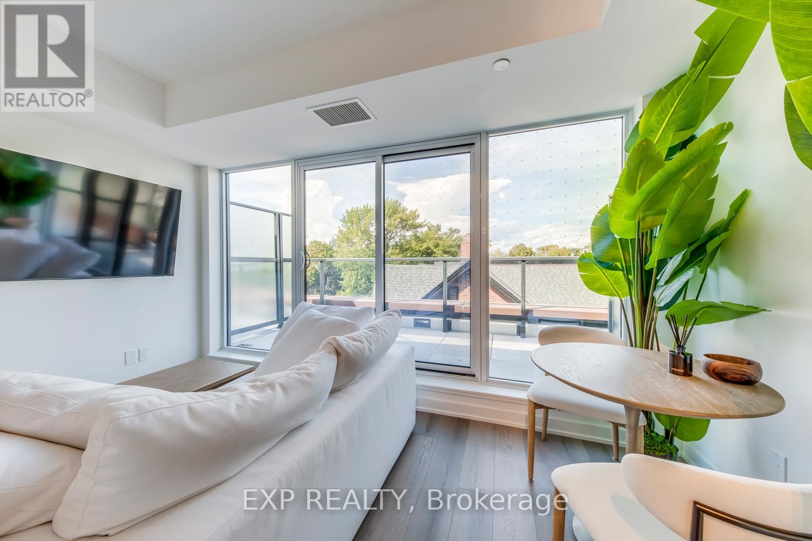 415 - 5 Lakeview Avenue, Toronto, Ontario  M6J 0H3 - Photo 12 - C12456299