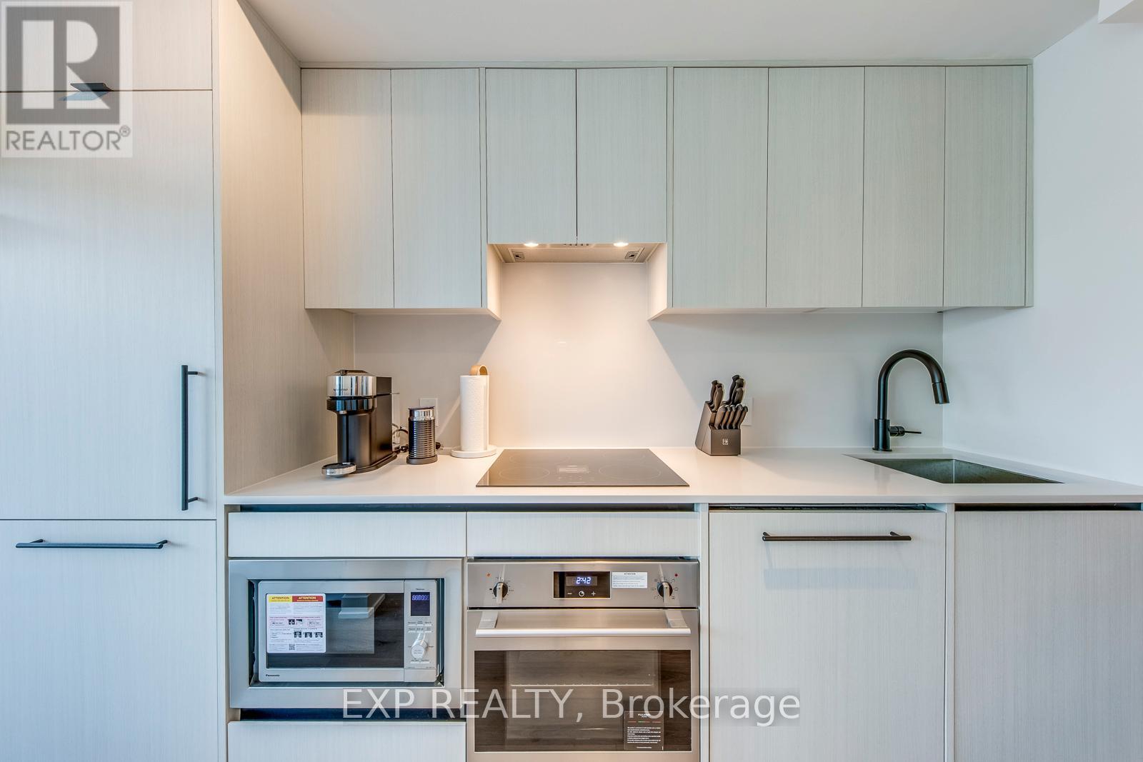 415 - 5 Lakeview Avenue, Toronto, Ontario  M6J 0H3 - Photo 6 - C12456299