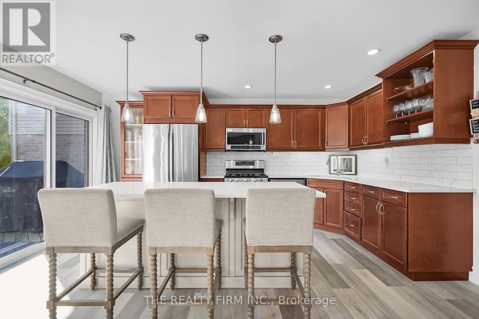 581 Clearwater Crescent, London North, Ontario  N5X 4J9 - Photo 10 - X12531592