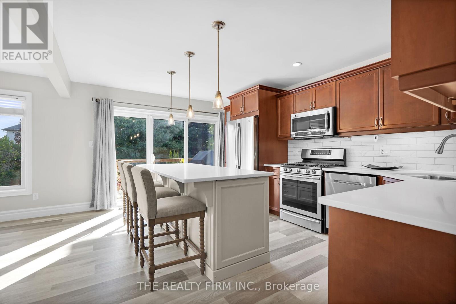 581 Clearwater Crescent, London North, Ontario  N5X 4J9 - Photo 9 - X12531592