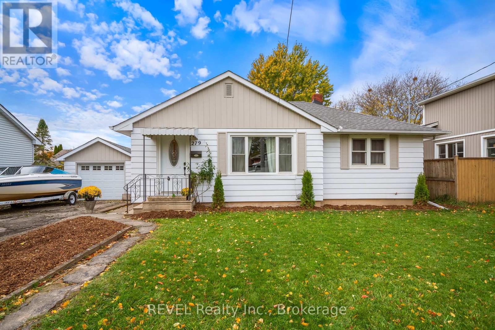 279 Vansickle Road, St. Catharines, Ontario  L2S 2T2 - Photo 2 - X12531582