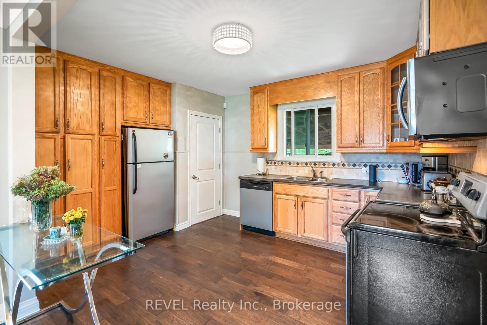 279 Vansickle Road, St. Catharines, Ontario  L2S 2T2 - Photo 22 - X12531582