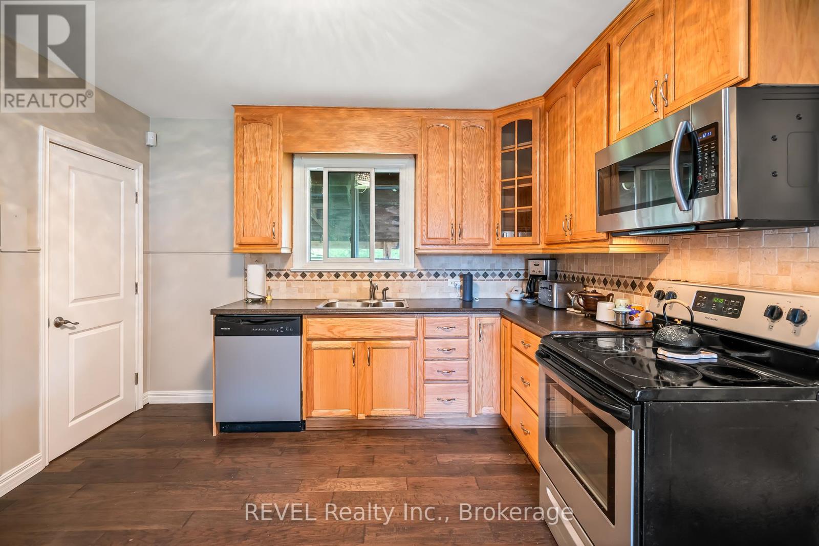 279 Vansickle Road, St. Catharines, Ontario  L2S 2T2 - Photo 24 - X12531582