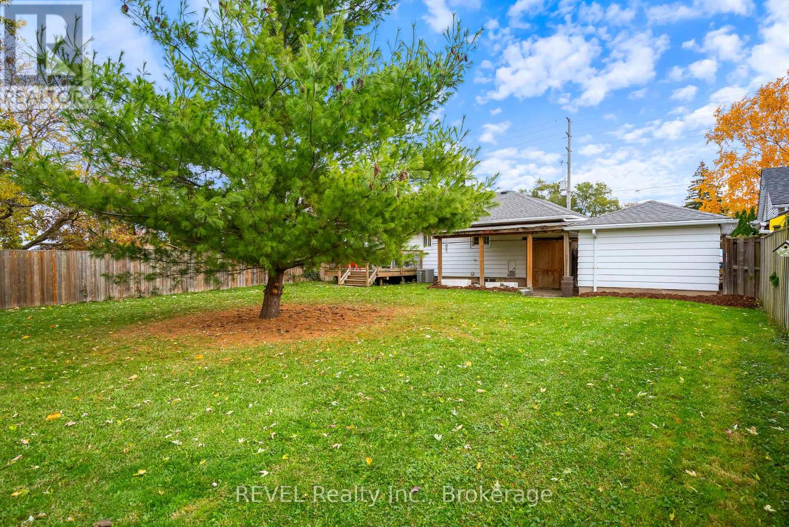 279 Vansickle Road, St. Catharines, Ontario  L2S 2T2 - Photo 7 - X12531582