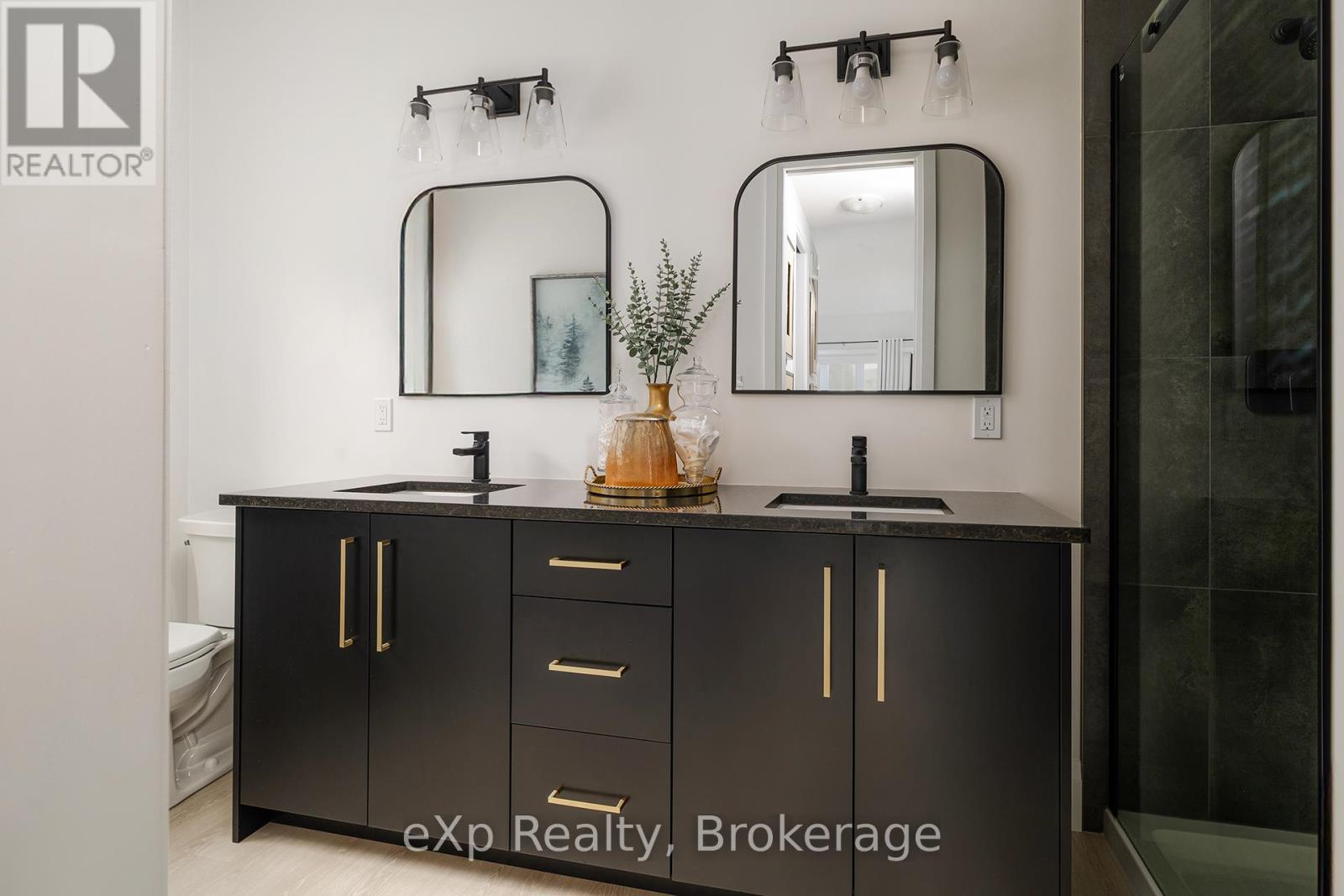 41 Gilmer Crescent, North Perth, Ontario  N4W 0H3 - Photo 17 - X12531600