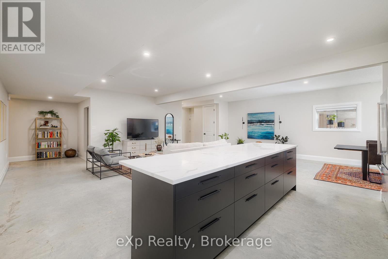 41 Gilmer Crescent, North Perth, Ontario  N4W 0H3 - Photo 30 - X12531600