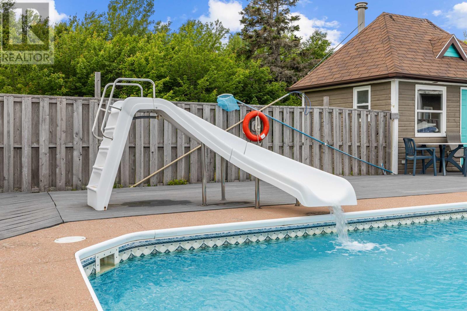 301–2 & 304–5 6216 Route 11, Mont Carmel, Prince Edward Island  C0B 2E0 - Photo 8 - 202527660