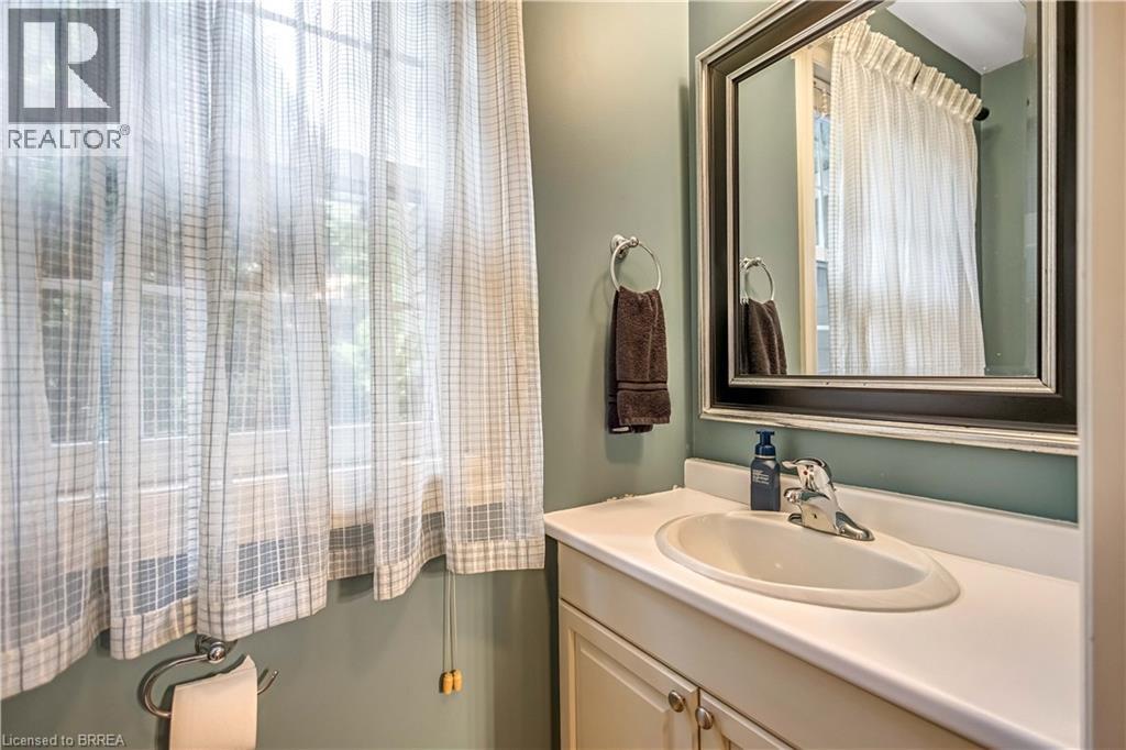 144 Glenwood Drive, Brantford, Ontario  N3S 3G9 - Photo 17 - 40786486