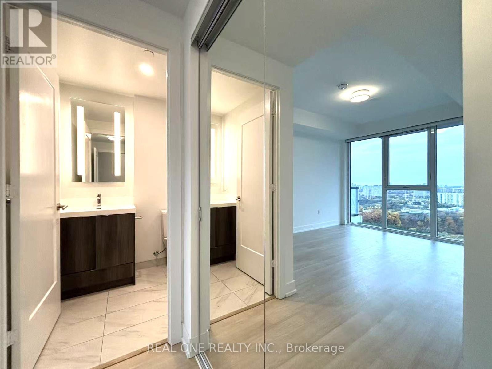 2704 - 30 Inn On The Park Drive, Toronto, Ontario  M3C 0P7 - Photo 12 - C12531558