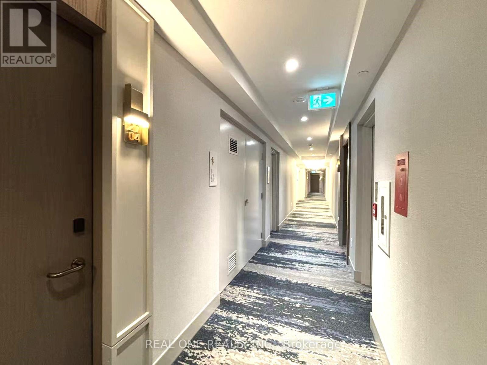 2704 - 30 Inn On The Park Drive, Toronto, Ontario  M3C 0P7 - Photo 32 - C12531558