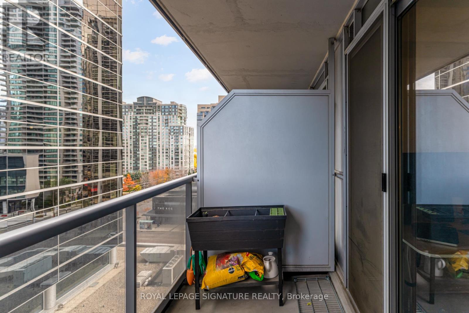 1011 - 4978 Yonge Street, Toronto, Ontario  M2N 7G8 - Photo 12 - C12531580