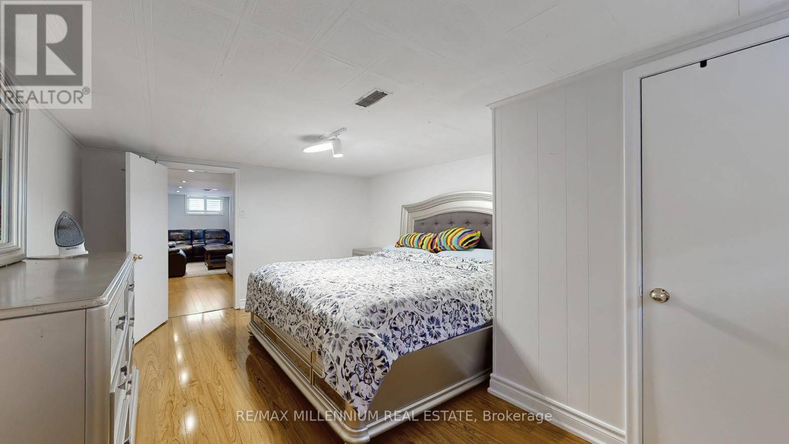 341 Moore Park Avenue, Toronto, Ontario  M2R 2R5 - Photo 35 - C12531594