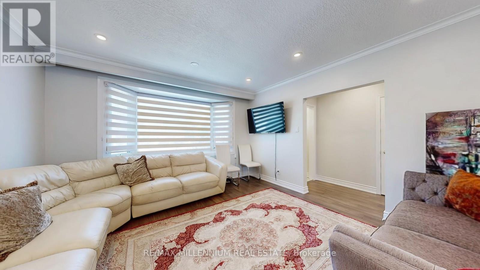 341 Moore Park Avenue, Toronto, Ontario  M2R 2R5 - Photo 9 - C12531594