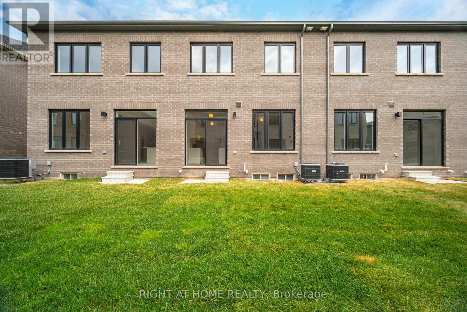 77 Singhampton Road, Vaughan, Ontario  L4H 3N5 - Photo 38 - N12531548