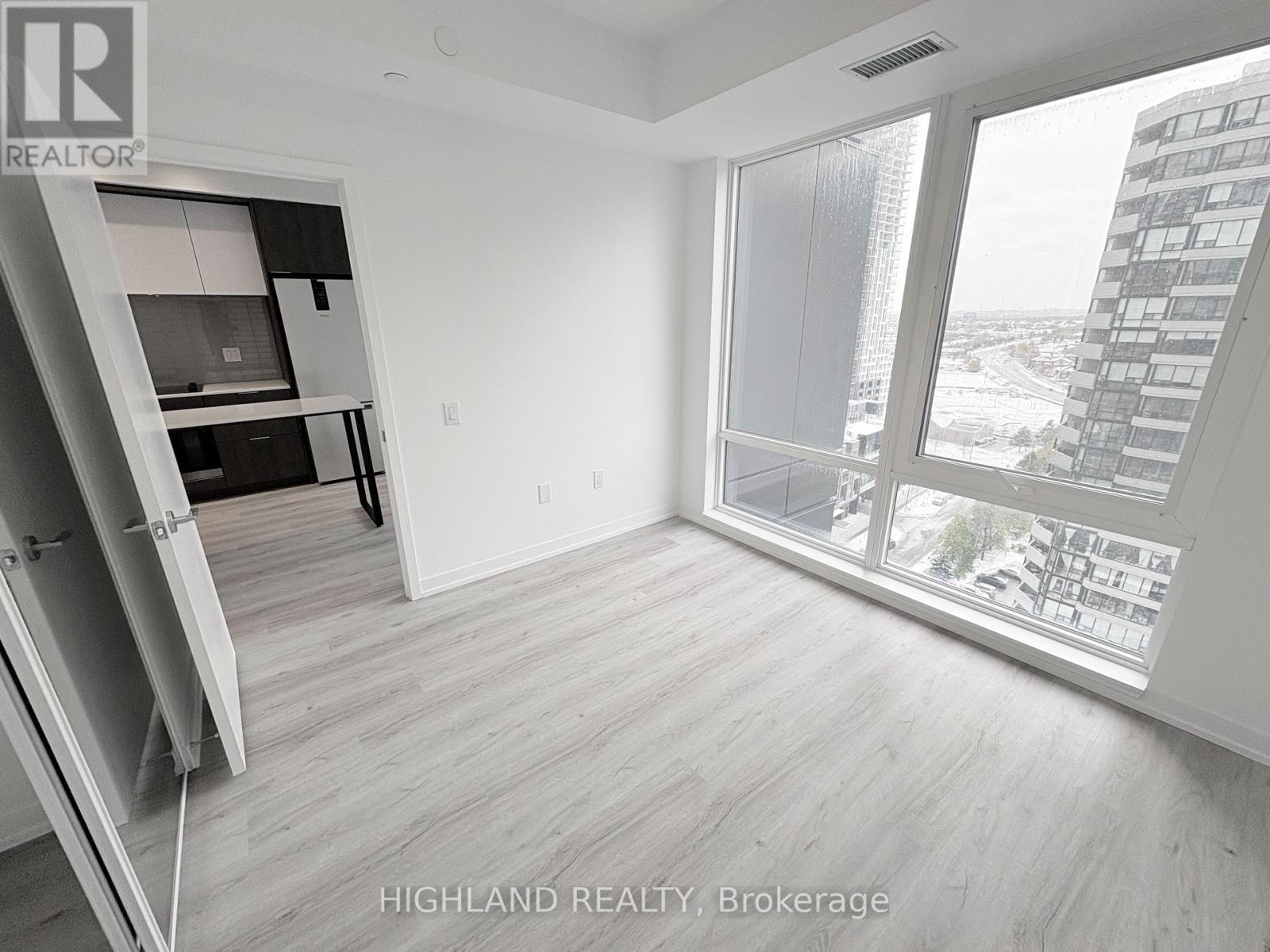 1409 - 395 Square One Drive, Mississauga, Ontario  L5B 0P6 - Photo 13 - W12531556