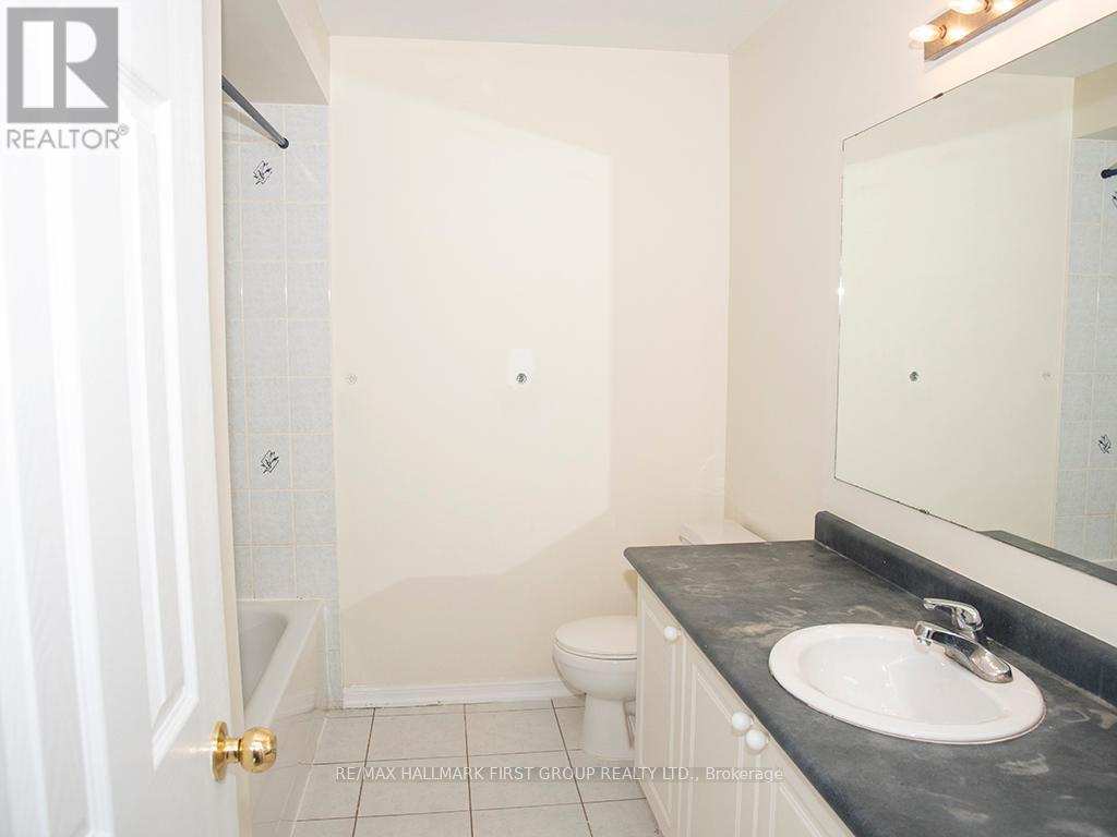 1054 Southport Drive, Oshawa, Ontario L1H 8A3 - Photo 12 - E12531636