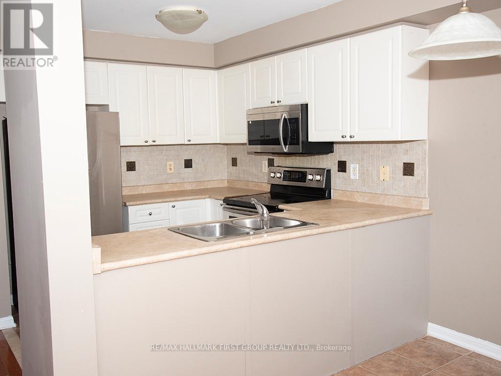 1054 Southport Drive, Oshawa, Ontario L1H 8A3 - Photo 6 - E12531636