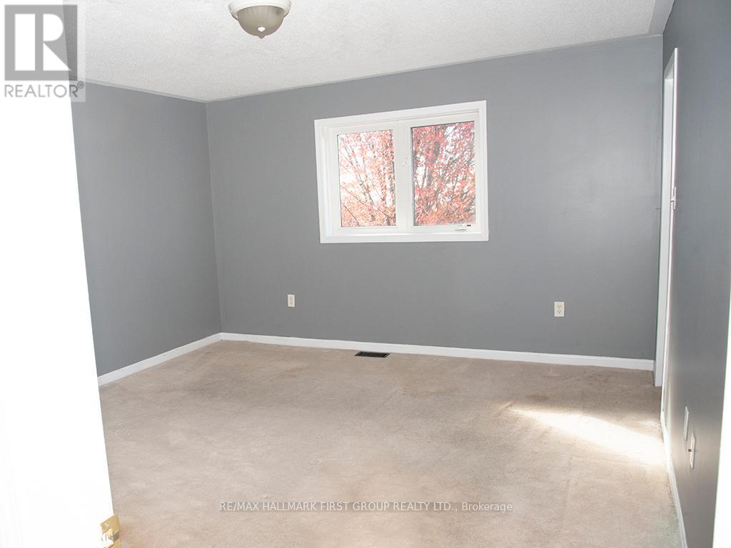 1054 Southport Drive, Oshawa, Ontario L1H 8A3 - Photo 7 - E12531636