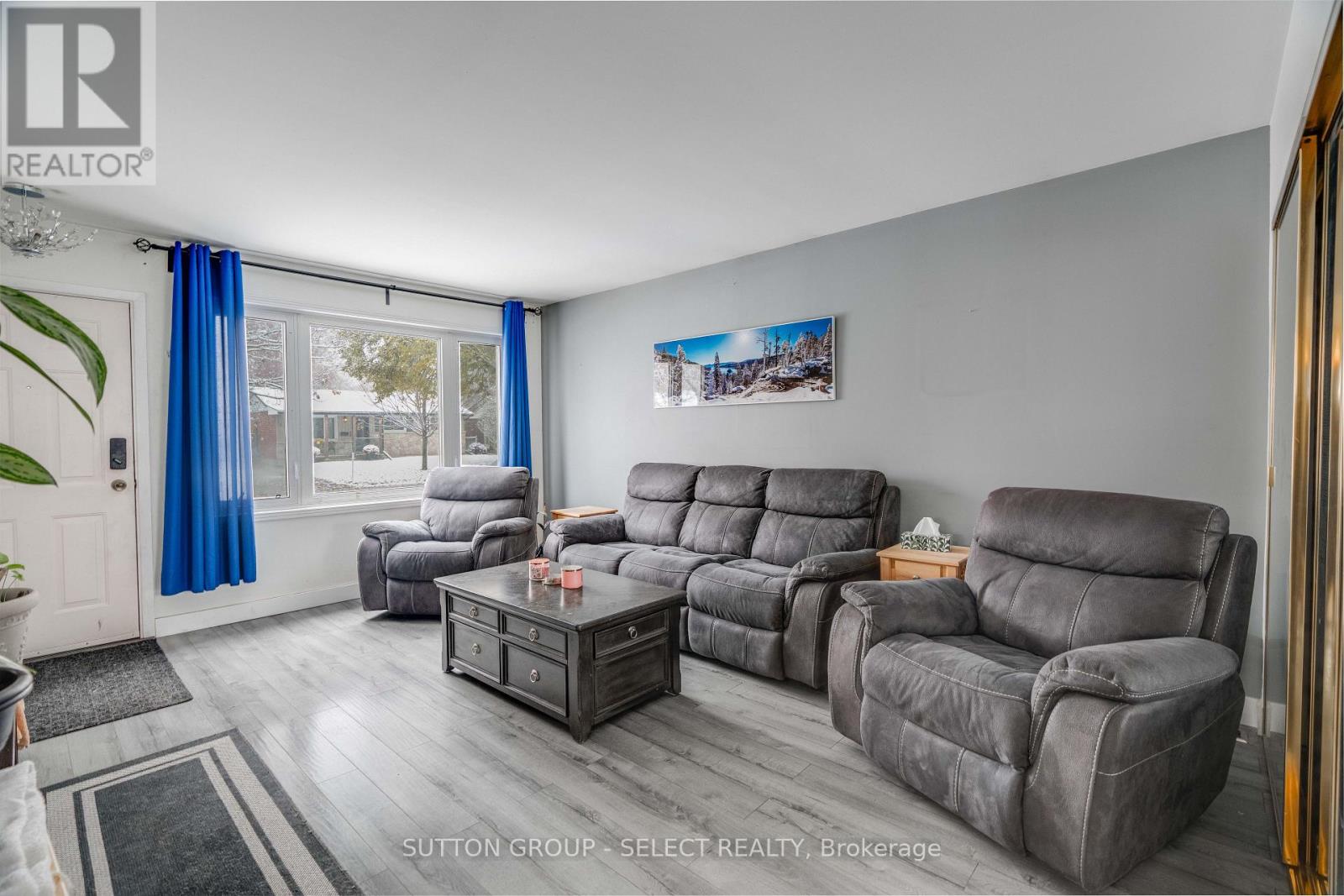 58 Villeneuve Crescent, London East, Ontario  N5V 1M8 - Photo 4 - X12531660