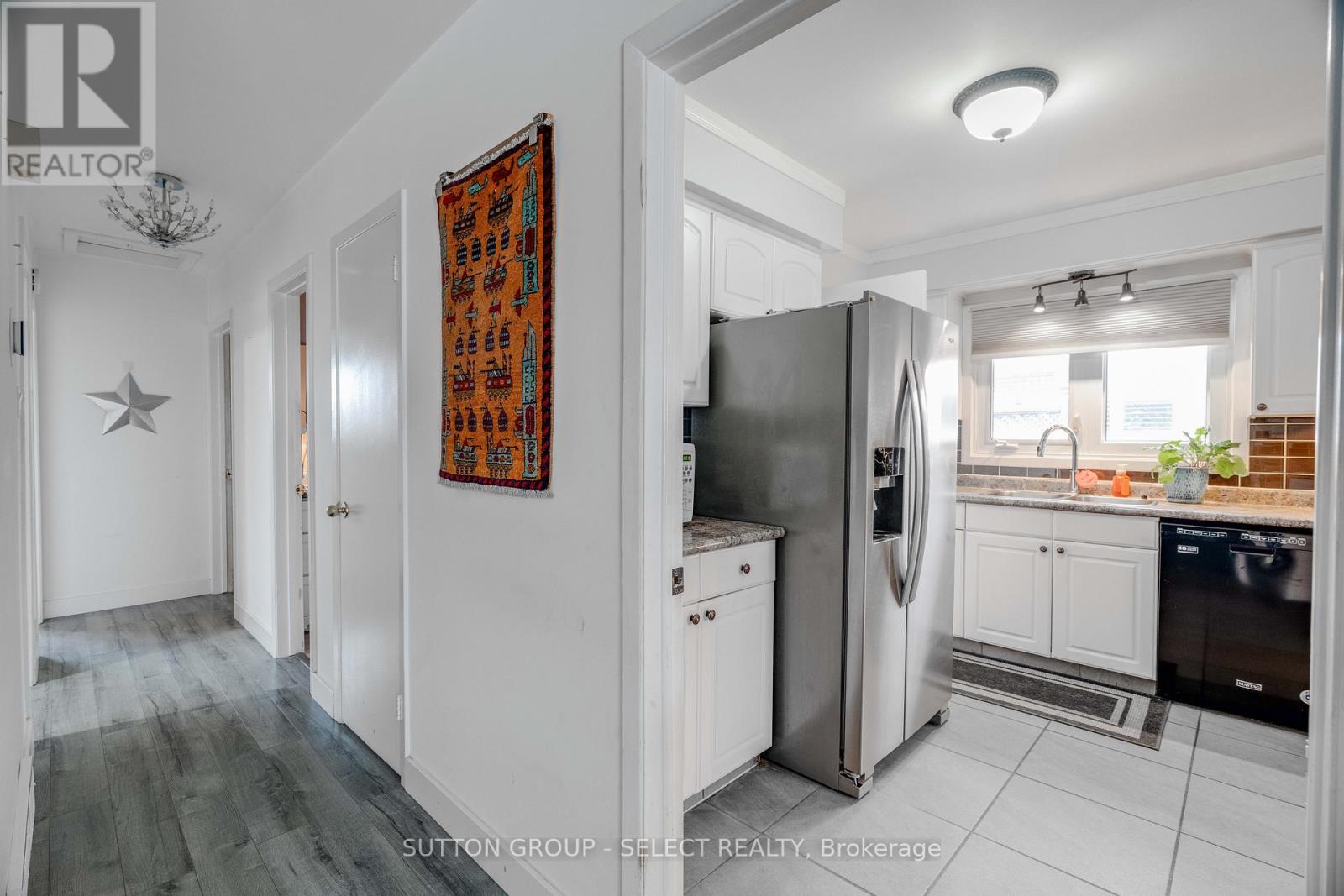 58 Villeneuve Crescent, London East, Ontario  N5V 1M8 - Photo 6 - X12531660