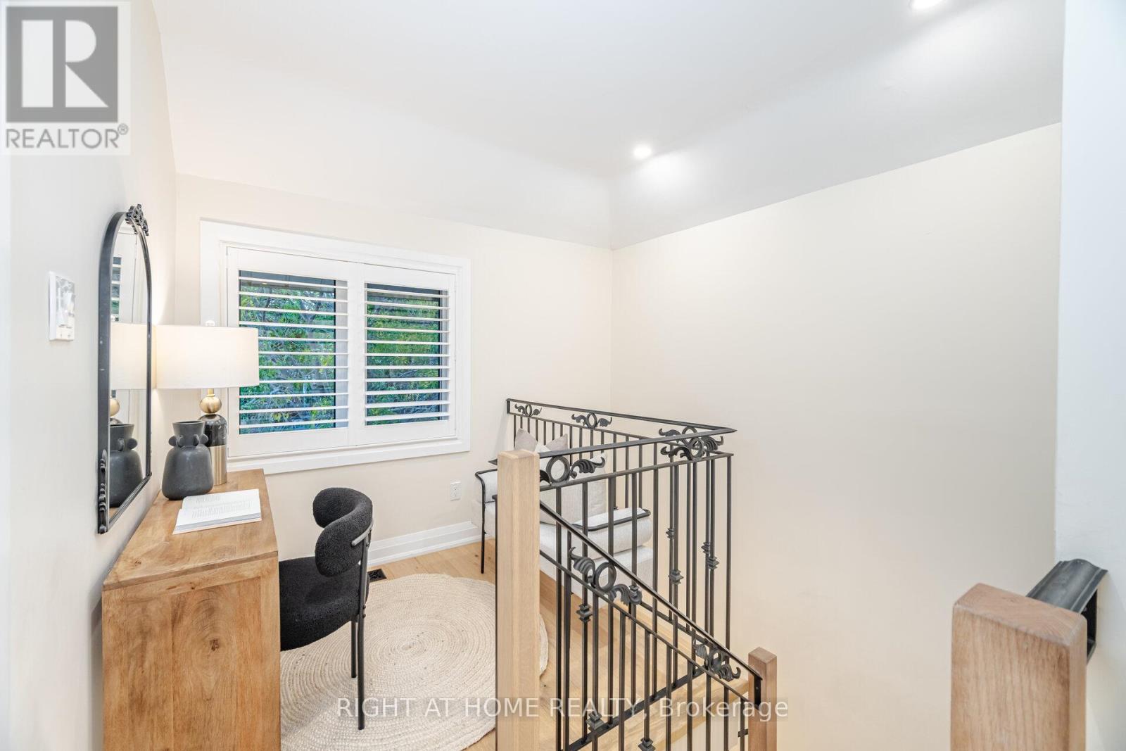 28 Forty First Street, Toronto, Ontario  M8W 3N6 - Photo 17 - W12531602