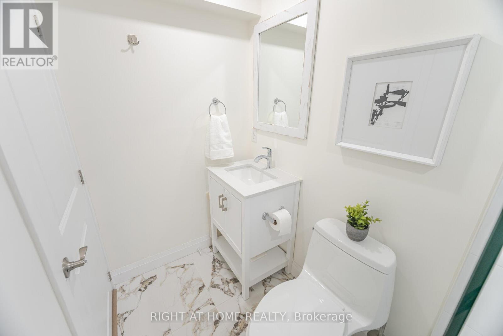 28 Forty First Street, Toronto, Ontario  M8W 3N6 - Photo 43 - W12531602