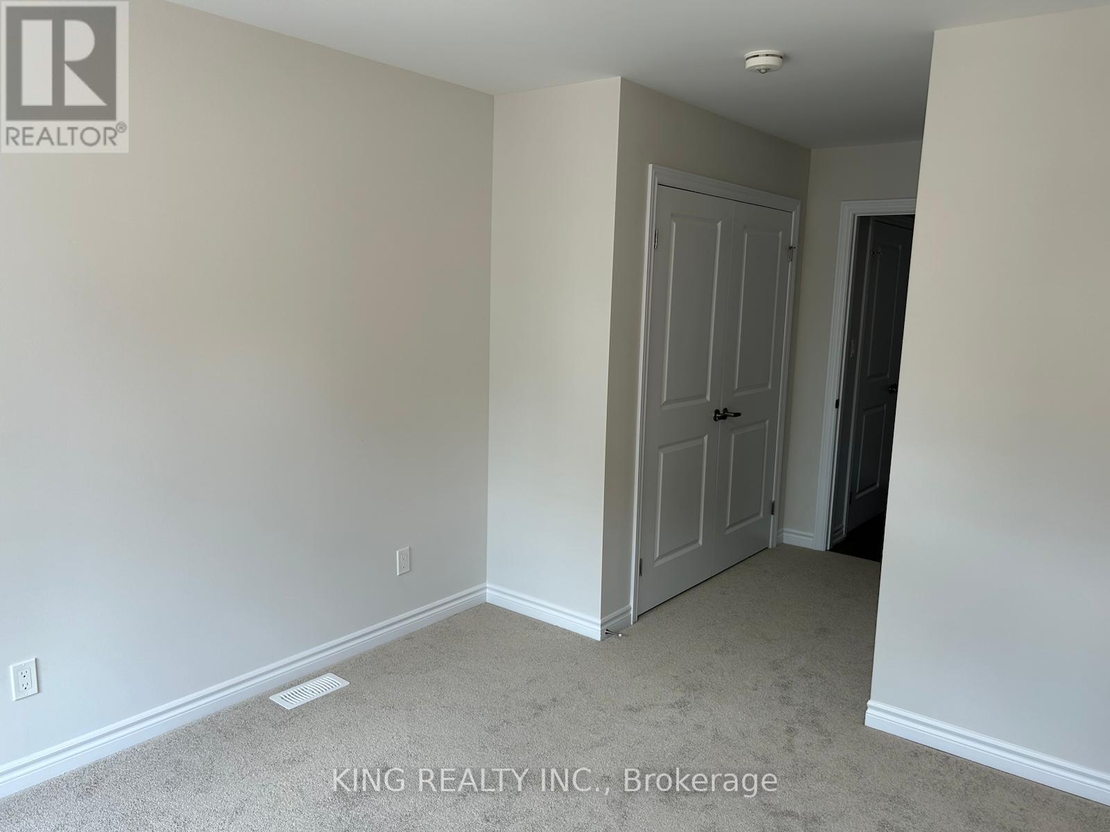 35 - 5672 Dorchester Road, Niagara Falls, Ontario  L2G 5S3 - Photo 31 - X12531610