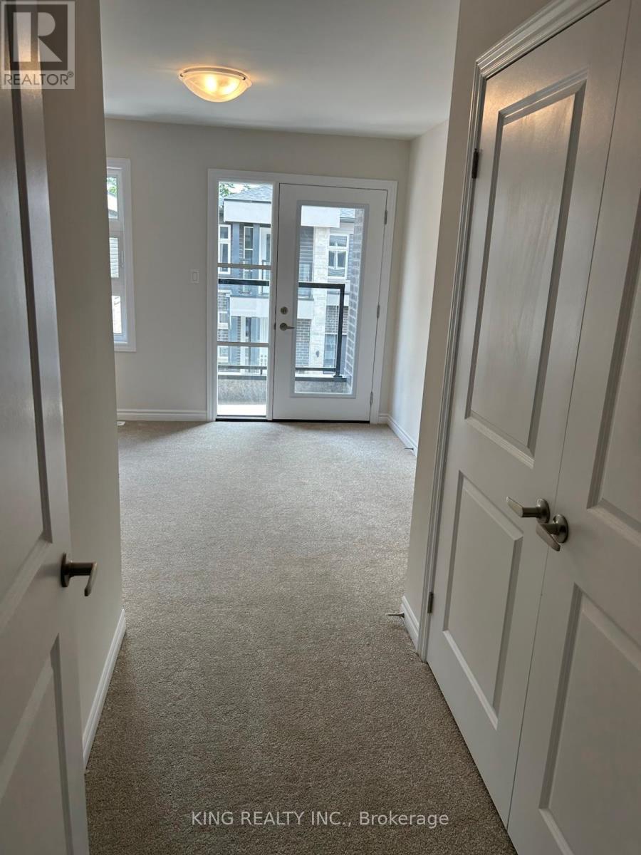 35 - 5672 Dorchester Road, Niagara Falls, Ontario  L2G 5S3 - Photo 32 - X12531610